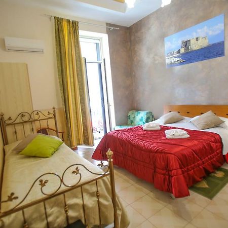 Bed and Breakfast Benvenuto A Napoli Екстер'єр фото