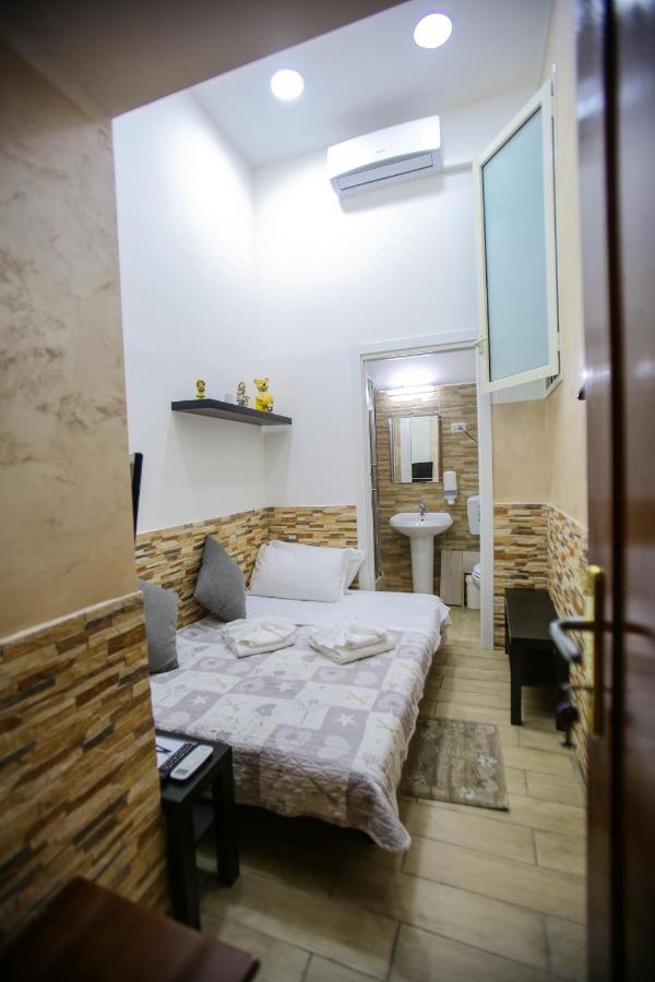 Bed and Breakfast Benvenuto A Napoli Екстер'єр фото