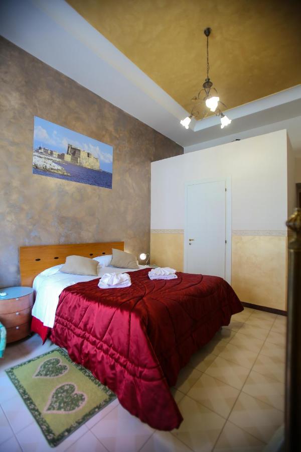 Bed and Breakfast Benvenuto A Napoli Екстер'єр фото